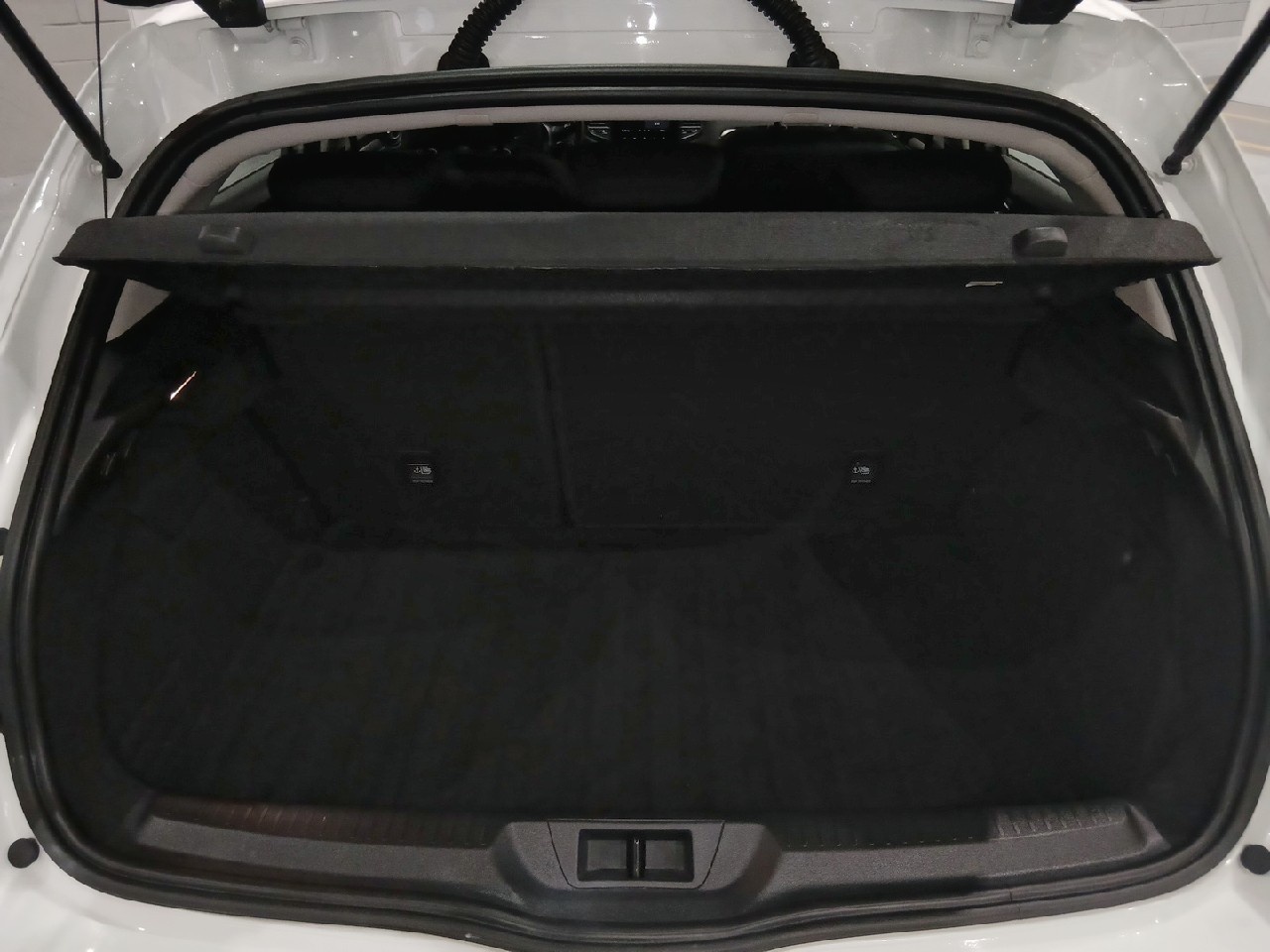 Renault Megane Intens Blue dCi 85 kW (115 CV) - 12