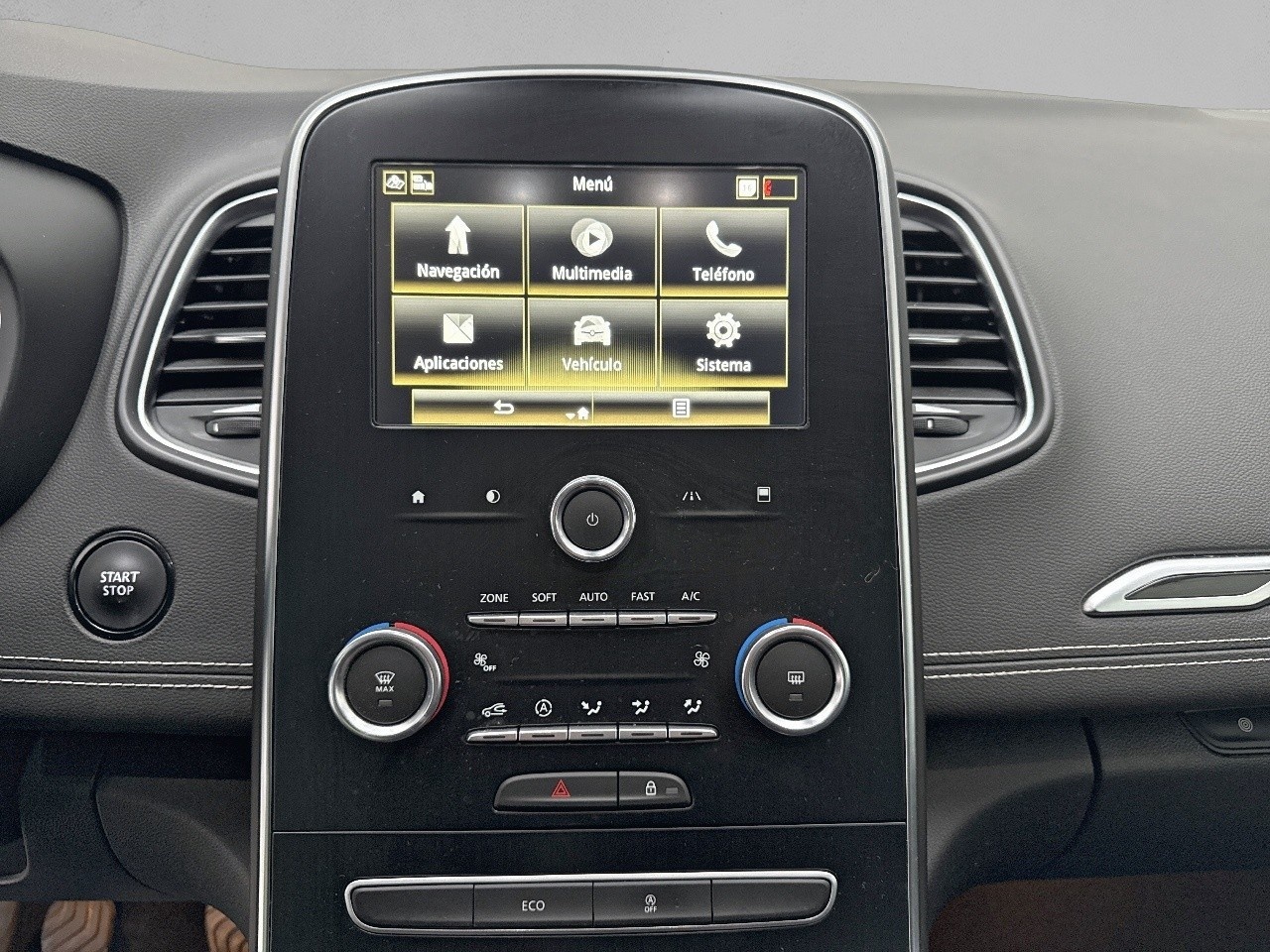 Renault Grand Scenic Zen TCe 103 kW (140 CV) GPF - 6