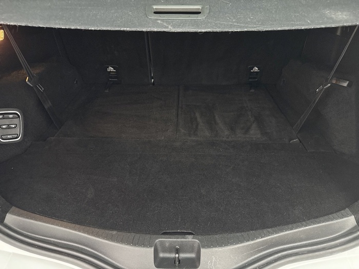 Renault Grand Scenic Zen TCe 103 kW (140 CV) GPF - 12 Renault Grand Scenic Zen TCe 103 kW (140 CV) GPF - 12