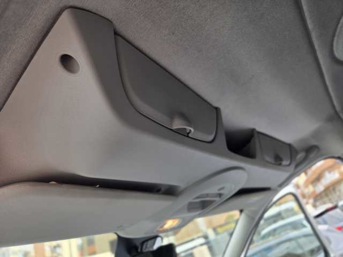 FiatScudo 2.0 MultiJet 10 Family Largo 94 kW (128 CV) Vehículo usado en Barcelona - 21 FiatScudo 2.0 MultiJet 10 Family Largo 94 kW (128 CV) Vehículo usado en Barcelona - 21