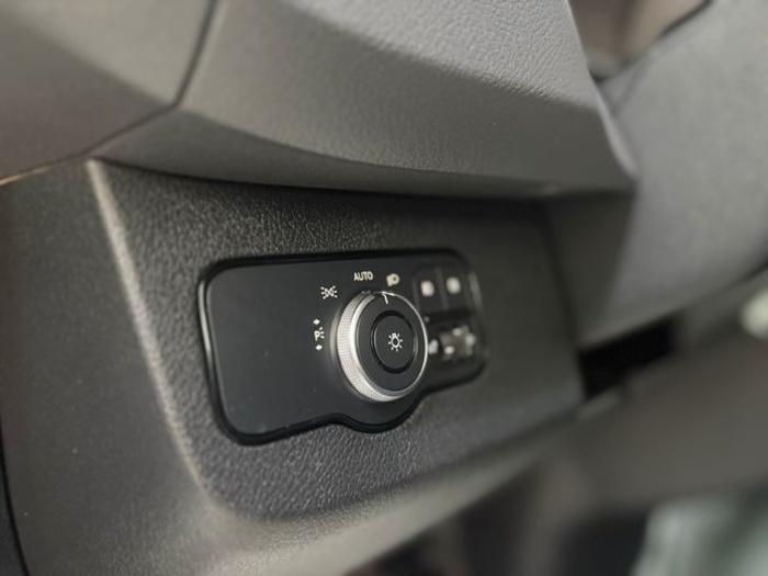 Mercedes-BenzSprinter Furgon 211 CDI Corto 84 kW (114 CV) Vehículo usado en Barcelona - 12 Mercedes-BenzSprinter Furgon 211 CDI Corto 84 kW (114 CV) Vehículo usado en Barcelona - 12
