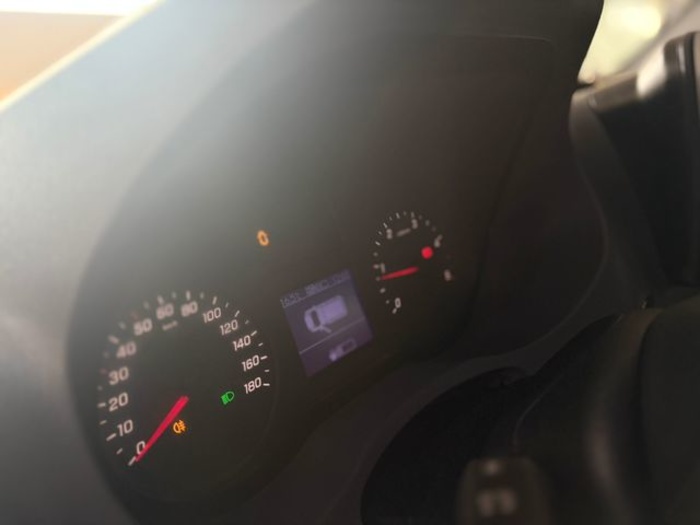 Mercedes-BenzSprinter Furgon 211 CDI Corto 84 kW (114 CV) Vehículo usado en Barcelona - 13 Mercedes-BenzSprinter Furgon 211 CDI Corto 84 kW (114 CV) Vehículo usado en Barcelona - 13