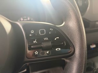 Mercedes-Benz Sprinter Furgon 211 CDI Corto 84 kW (114 CV) Mercedes-Benz Sprinter Furgon 211 CDI Corto 84 kW (114 CV)