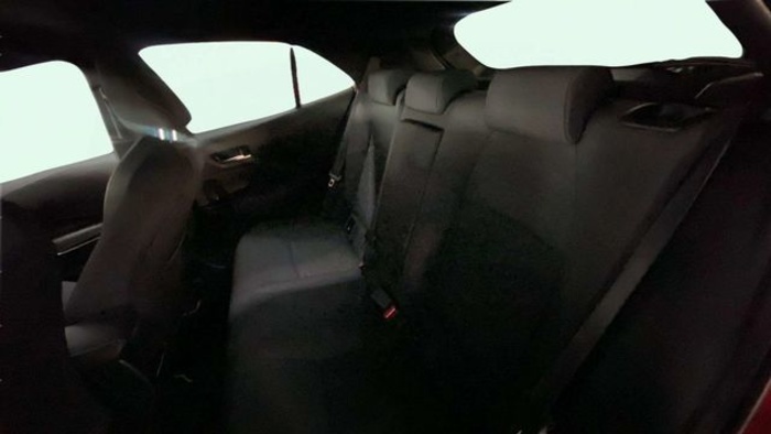 ToyotaCorolla 1.8 125 Híbrido Active Tech E-CVT 90 kW (122 CV) Vehículo usado en Barcelona - 10 ToyotaCorolla 1.8 125 Híbrido Active Tech E-CVT 90 kW (122 CV) Vehículo usado en Barcelona - 10