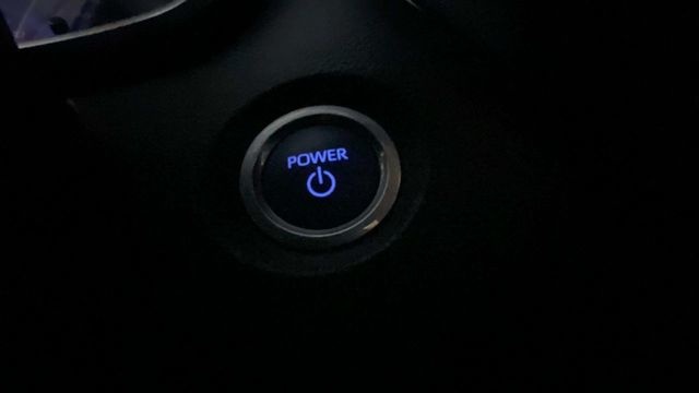 ToyotaCorolla 1.8 125 Híbrido Active Tech E-CVT 90 kW (122 CV) Vehículo usado en Barcelona - 16 ToyotaCorolla 1.8 125 Híbrido Active Tech E-CVT 90 kW (122 CV) Vehículo usado en Barcelona - 16