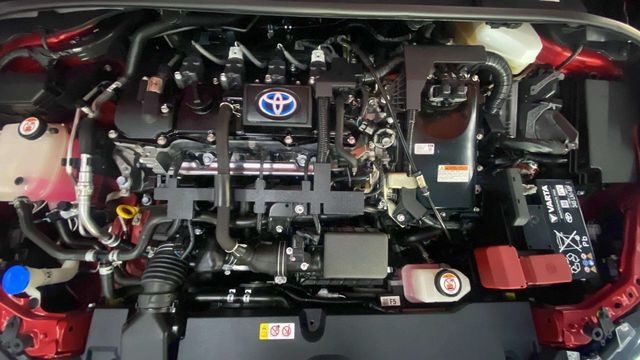 ToyotaCorolla 1.8 125 Híbrido Active Tech E-CVT 90 kW (122 CV) Vehículo usado en Barcelona - 17