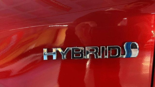 ToyotaCorolla 1.8 125 Híbrido Active Tech E-CVT 90 kW (122 CV) Vehículo usado en Barcelona - 19