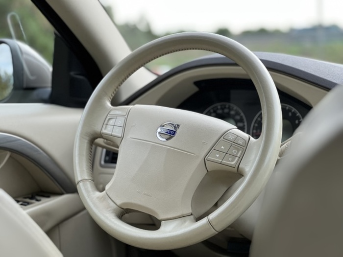 VolvoS80 2.5 T Momentum 147 kW (200 CV) Vehículo usado en Barcelona - 14 VolvoS80 2.5 T Momentum 147 kW (200 CV) Vehículo usado en Barcelona - 14