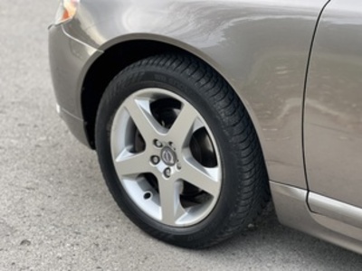 Volvo S80 2.5 T Momentum 147 kW (200 CV) Volvo S80 2.5 T Momentum 147 kW (200 CV)