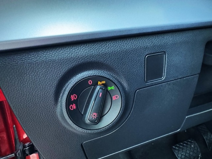 SEATIbiza 1.5 TSI S&S FR Plus DSG 110 kW (150 CV) Vehículo usado en Barcelona - 14 SEATIbiza 1.5 TSI S&S FR Plus DSG 110 kW (150 CV) Vehículo usado en Barcelona - 14