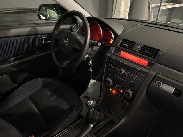 MazdaMazda 3 1.6 VVT Active+ 77 kW (105 CV) Vehículo usado en Barcelona - 7