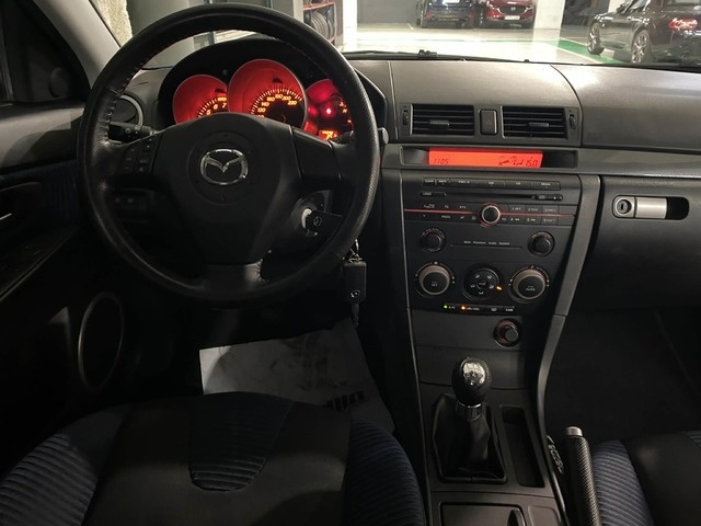 MazdaMazda 3 1.6 VVT Active+ 77 kW (105 CV) Vehículo usado en Barcelona - 8