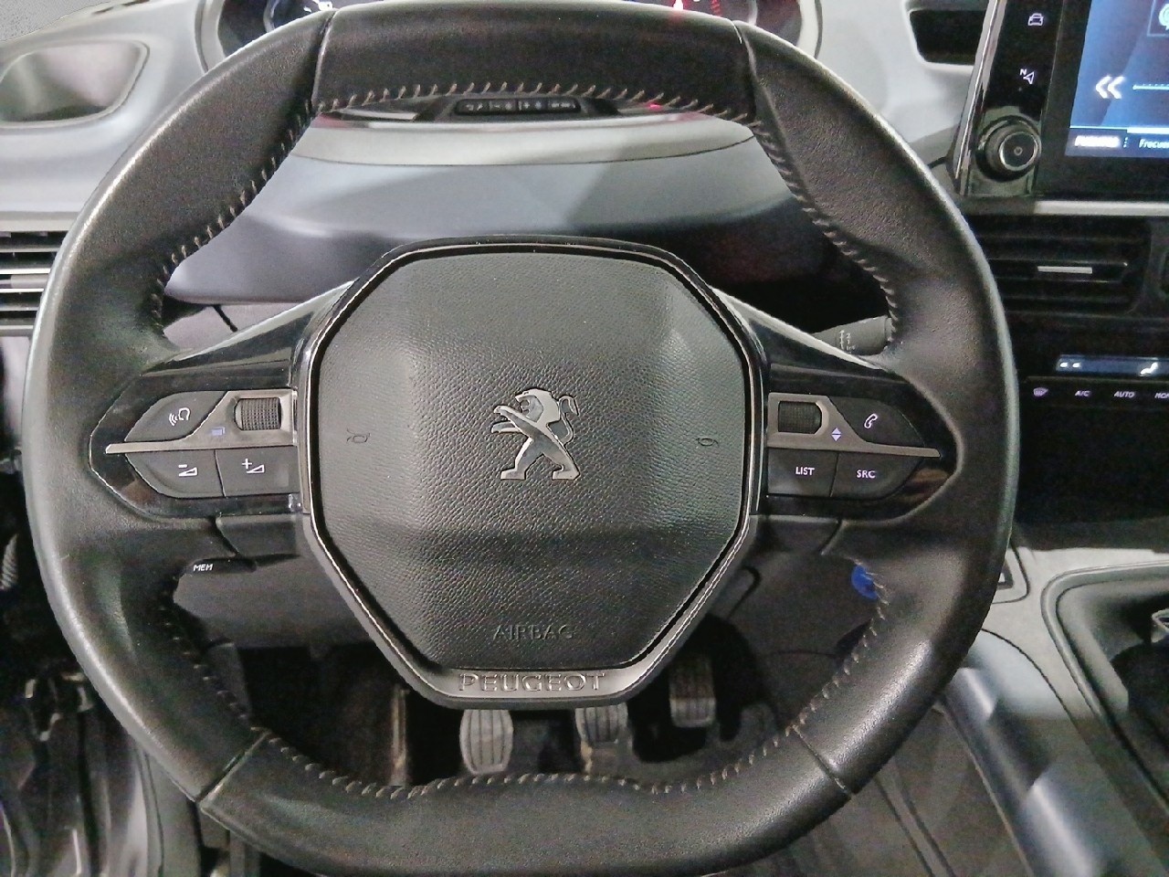 Peugeot Rifter BlueHDi 100 Allure Standard 73 kW (100 CV) - 18