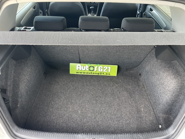 VolkswagenGolf Advance 1.2 TSI 77 kW (105 CV) DSG Vehículo usado en Barcelona - 8