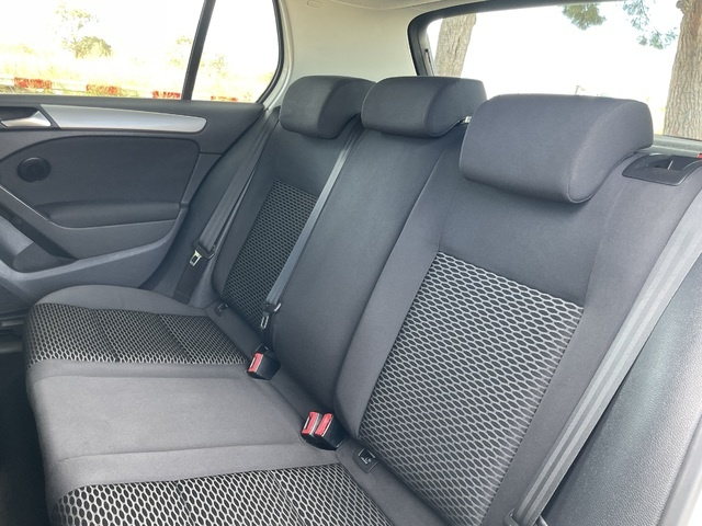 VolkswagenGolf Advance 1.2 TSI 77 kW (105 CV) DSG Vehículo usado en Barcelona - 11