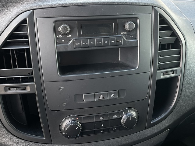 Mercedes-BenzVito Furgon 110 CDI TD Pro Extralarga 75 kW (102 CV) Vehículo usado en Barcelona - 14