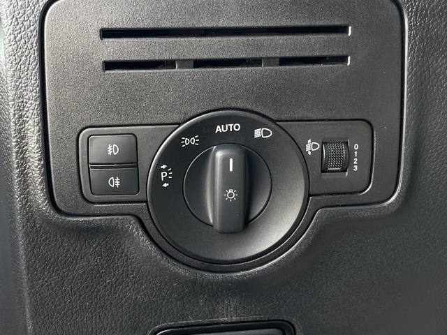 Mercedes-BenzVito Furgon 110 CDI TD Pro Extralarga 75 kW (102 CV) Vehículo usado en Barcelona - 15