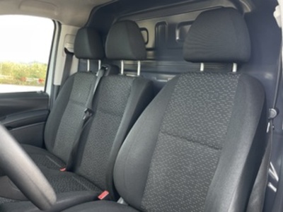 Mercedes-Benz Vito Furgon 110 CDI TD Pro Extralarga 75 kW (102 CV) Mercedes-Benz Vito Furgon 110 CDI TD Pro Extralarga 75 kW (102 CV)