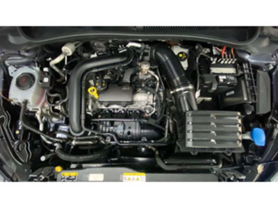 Volkswagen Polo Life 1.0 TSI 70 kW (95 CV) Volkswagen Polo Life 1.0 TSI 70 kW (95 CV)