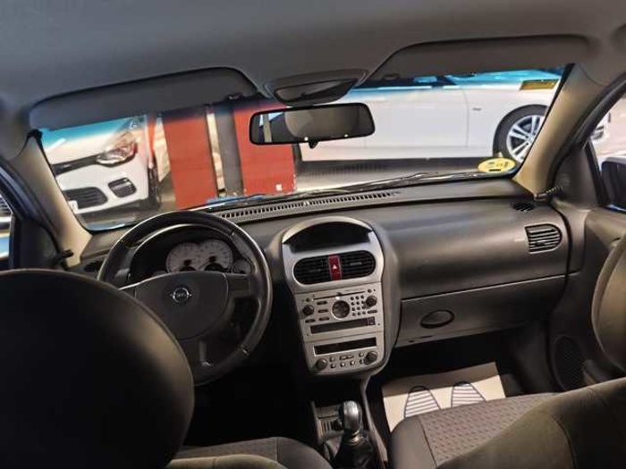 OpelCorsa 1.7 CDTI Sport 74 kW (100 CV) Vehículo usado en Barcelona - 11 OpelCorsa 1.7 CDTI Sport 74 kW (100 CV) Vehículo usado en Barcelona - 11