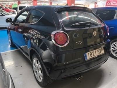 Alfa Romeo Mito 0.9 TwinAir S&S Distinctive 77 kW (105 CV) Alfa Romeo Mito 0.9 TwinAir S&S Distinctive 77 kW (105 CV)