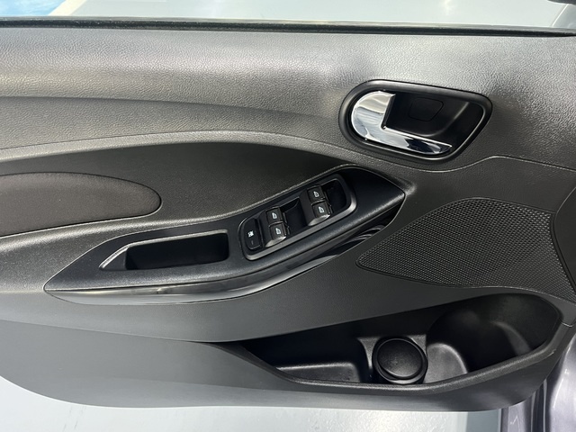 FordKa+ 1.2 Ti-VCT Active 63 kW (85 CV) Vehículo usado en Barcelona - 14