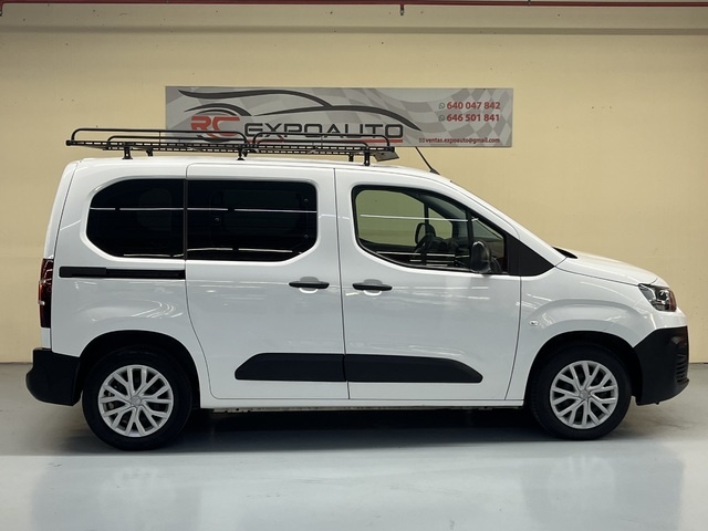 CitroenBerlingo Combi BlueHDi 100 S&S Talla XL Feel Pack 75 kW (102 CV) Vehículo usado en Barcelona - 4