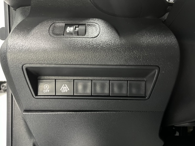 CitroenBerlingo Combi BlueHDi 100 S&S Talla XL Feel Pack 75 kW (102 CV) Vehículo usado en Barcelona - 15