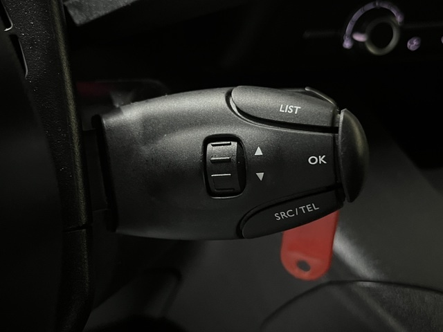 CitroenBerlingo Combi BlueHDi 100 S&S Talla XL Feel Pack 75 kW (102 CV) Vehículo usado en Barcelona - 19