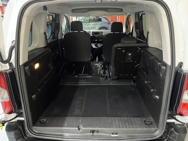 CitroenBerlingo Combi BlueHDi 100 S&S Talla XL Feel Pack 75 kW (102 CV) Vehículo usado en Barcelona - 27
