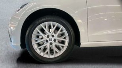 SEAT Ibiza 1.0 TSI S&S FR XS 85 kW (115 CV) SEAT Ibiza 1.0 TSI S&S FR XS 85 kW (115 CV)