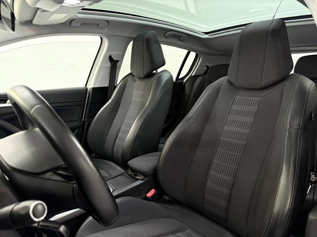 Peugeot308 PureTech 130 S&S Allure 96 kW (130 CV) Vehículo usado en Barcelona - 3