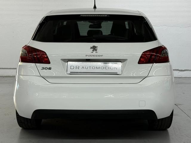 Peugeot308 PureTech 130 S&S Allure 96 kW (130 CV) Vehículo usado en Barcelona - 11