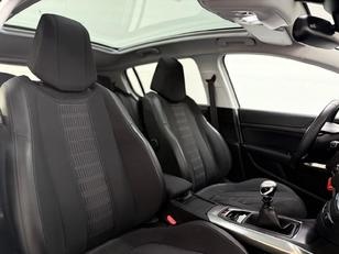 Peugeot 308 PureTech 130 S&S Allure 96 kW (130 CV) Peugeot 308 PureTech 130 S&S Allure 96 kW (130 CV)