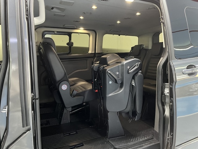 FordTourneo Custom 2.0 Ecoblue L1 Titanium 136 kW (185 CV) Vehículo usado en Barcelona - 14