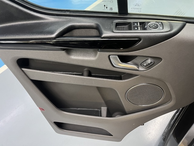 FordTourneo Custom 2.0 Ecoblue L1 Titanium 136 kW (185 CV) Vehículo usado en Barcelona - 21