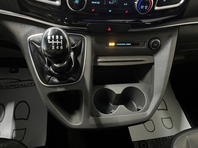 FordTourneo Custom 2.0 Ecoblue L1 Titanium 136 kW (185 CV) Vehículo usado en Barcelona - 36