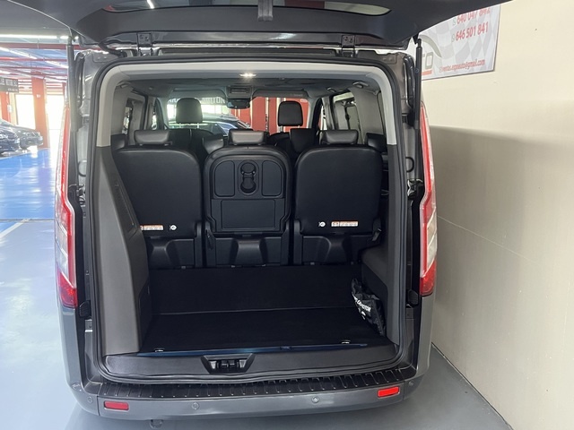 FordTourneo Custom 2.0 Ecoblue L1 Titanium 136 kW (185 CV) Vehículo usado en Barcelona - 38