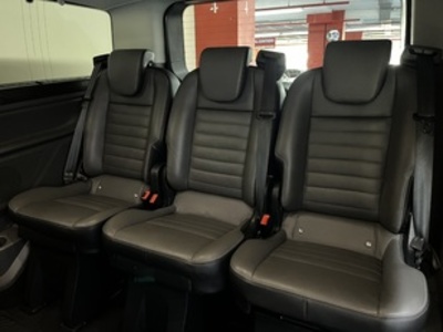 Ford Tourneo Custom 2.0 Ecoblue L1 Titanium 136 kW (185 CV) Ford Tourneo Custom 2.0 Ecoblue L1 Titanium 136 kW (185 CV)