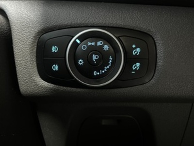 Ford Tourneo Custom 2.0 Ecoblue L1 Titanium 136 kW (185 CV) Ford Tourneo Custom 2.0 Ecoblue L1 Titanium 136 kW (185 CV)