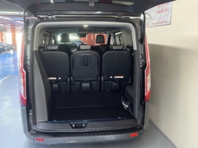 Ford Tourneo Custom 2.0 Ecoblue L1 Titanium 136 kW (185 CV) Ford Tourneo Custom 2.0 Ecoblue L1 Titanium 136 kW (185 CV)