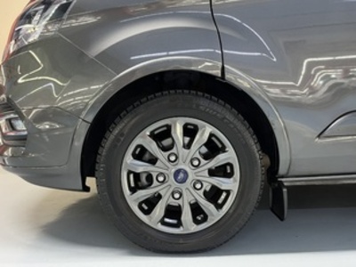 Ford Tourneo Custom 2.0 Ecoblue L1 Titanium 136 kW (185 CV) Ford Tourneo Custom 2.0 Ecoblue L1 Titanium 136 kW (185 CV)