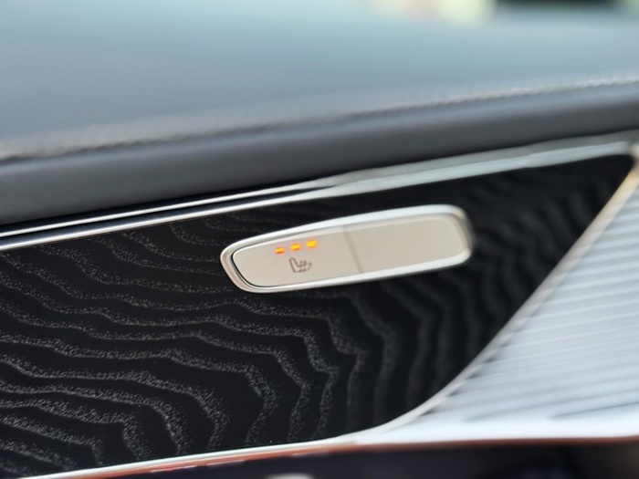 Mercedes-BenzEQC SUV 400 4Matic 300 kW (408 CV) Vehículo usado en Barcelona - 16 Mercedes-BenzEQC SUV 400 4Matic 300 kW (408 CV) Vehículo usado en Barcelona - 16