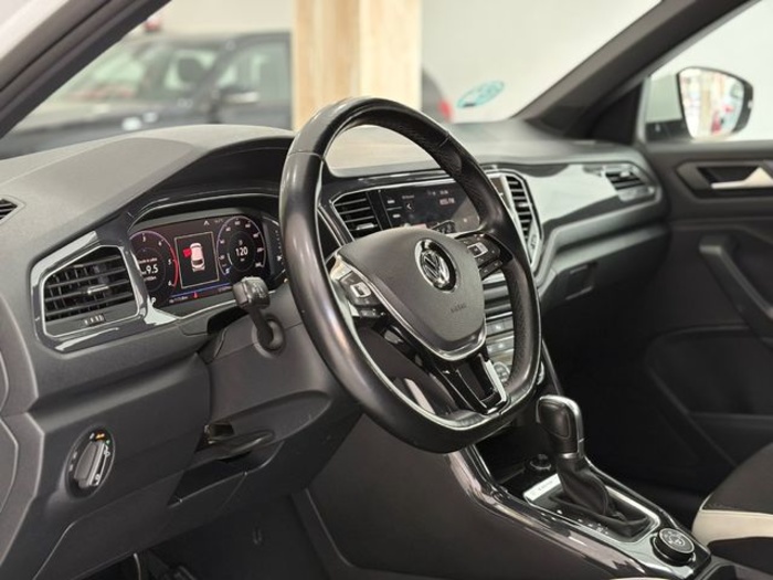 VolkswagenT-Roc Sport 2.0 TDI 4Motion 110 kW (150 CV) DSG Vehículo usado en Barcelona - 19 VolkswagenT-Roc Sport 2.0 TDI 4Motion 110 kW (150 CV) DSG Vehículo usado en Barcelona - 19
