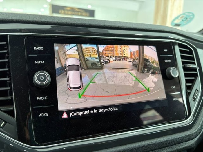 VolkswagenT-Roc Sport 2.0 TDI 4Motion 110 kW (150 CV) DSG Vehículo usado en Barcelona - 23 VolkswagenT-Roc Sport 2.0 TDI 4Motion 110 kW (150 CV) DSG Vehículo usado en Barcelona - 23