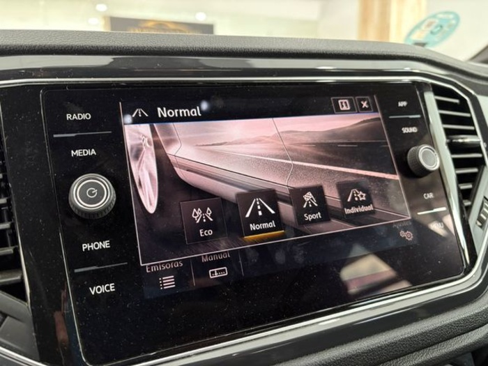 VolkswagenT-Roc Sport 2.0 TDI 4Motion 110 kW (150 CV) DSG Vehículo usado en Barcelona - 24 VolkswagenT-Roc Sport 2.0 TDI 4Motion 110 kW (150 CV) DSG Vehículo usado en Barcelona - 24