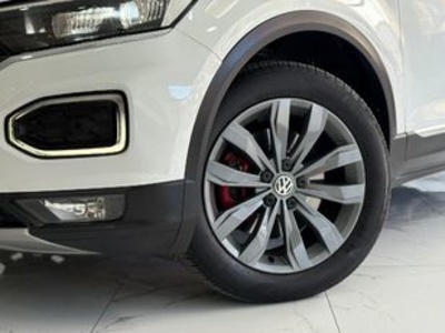 Volkswagen T-Roc Sport 2.0 TDI 4Motion 110 kW (150 CV) DSG Volkswagen T-Roc Sport 2.0 TDI 4Motion 110 kW (150 CV) DSG