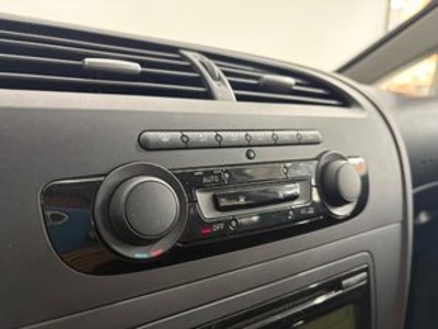 SEAT León 1.4 TSI Style Copa 92 kW (125 CV) SEAT León 1.4 TSI Style Copa 92 kW (125 CV)