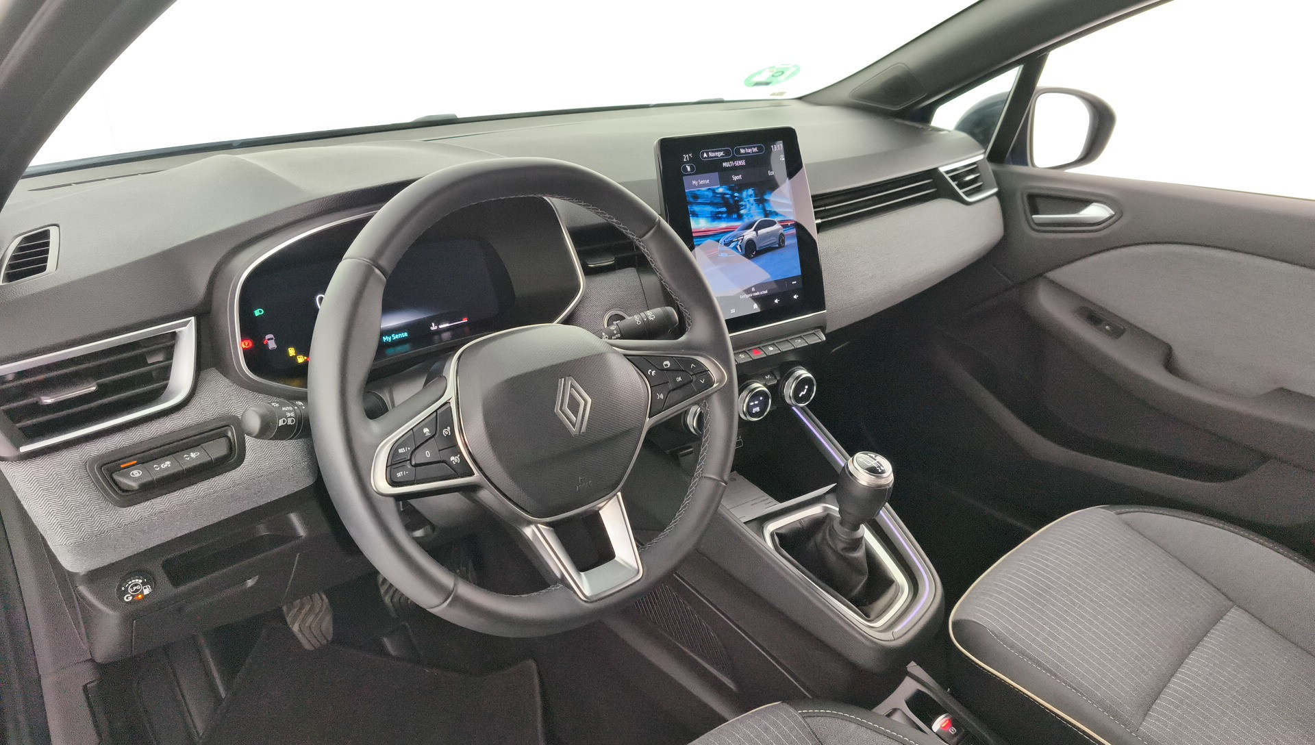 Renault Clio Techno Eco-G 74 kW (100 CV) - 11