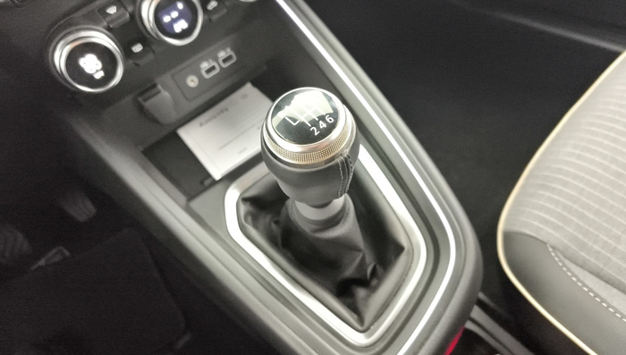 Renault Clio Techno Eco-G 74 kW (100 CV) - 20 Renault Clio Techno Eco-G 74 kW (100 CV) - 20